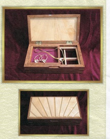 small jewelry case